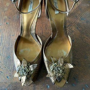 Jarolini Bronze Open Tor Heels
